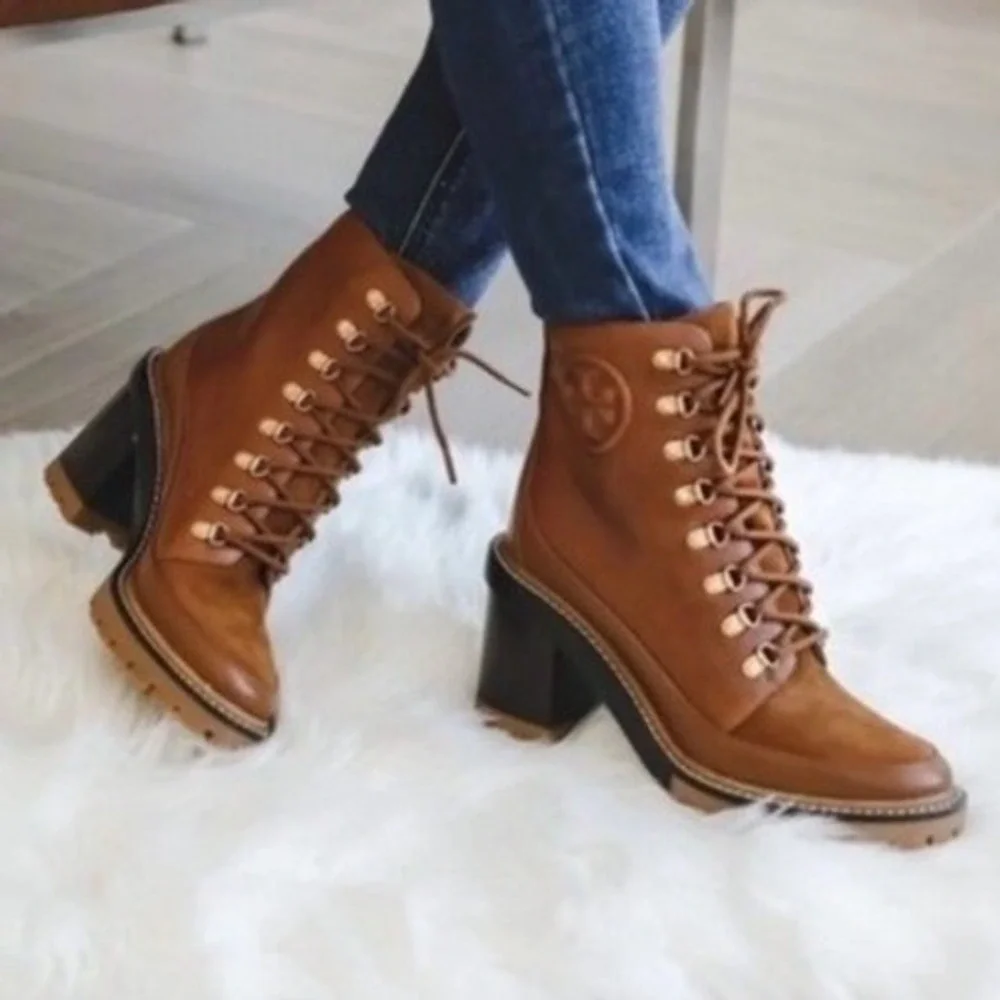 Tory Burch Miller Lug Sole Ankle Boots Brown Pebbled Leather Tan‎ Size 7.5